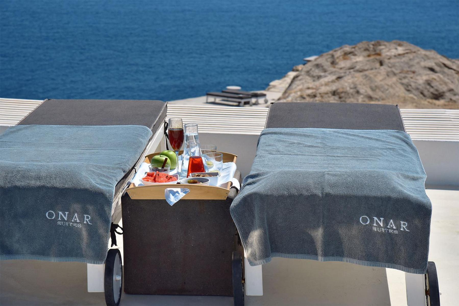 Onar Suites & Villas カラボスタシス エクステリア 写真