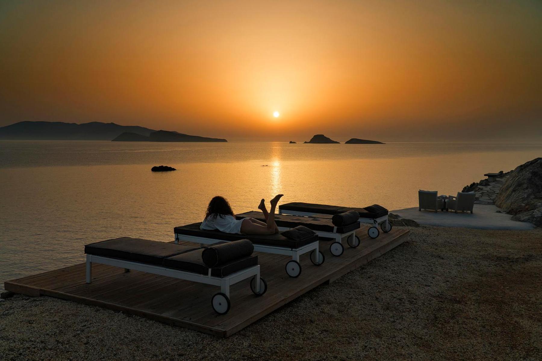 Onar Suites & Villas カラボスタシス エクステリア 写真