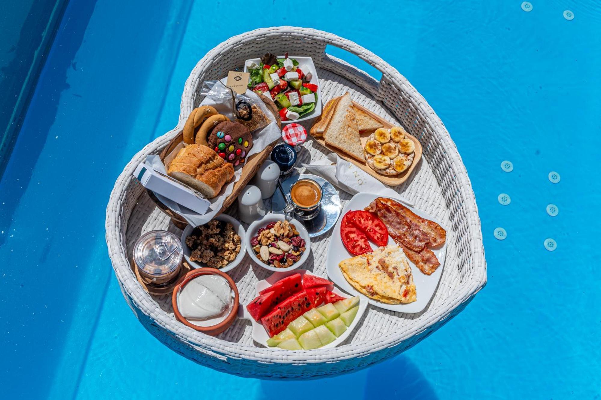 Onar Suites & Villas カラボスタシス エクステリア 写真