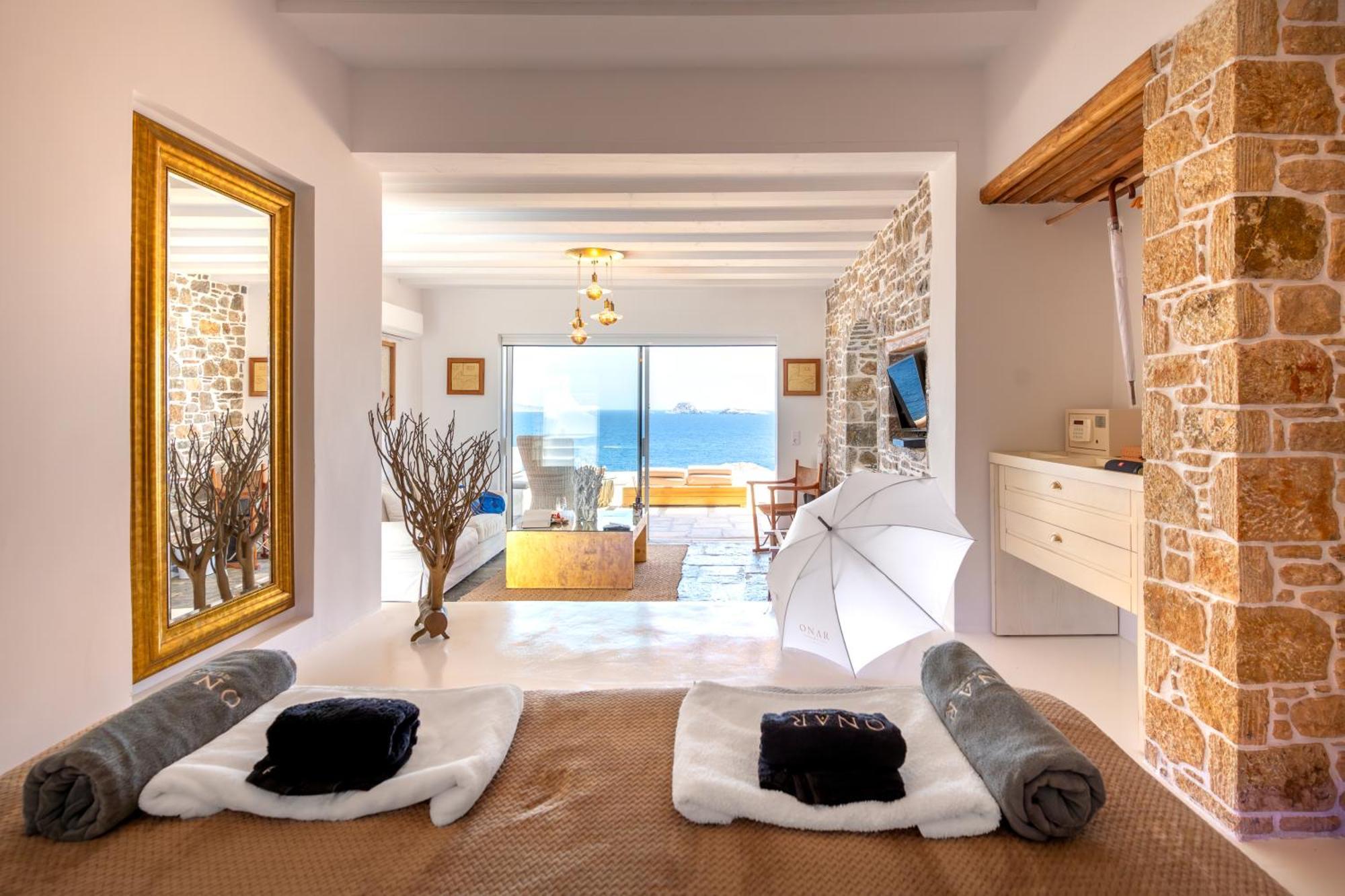 Onar Suites & Villas カラボスタシス エクステリア 写真